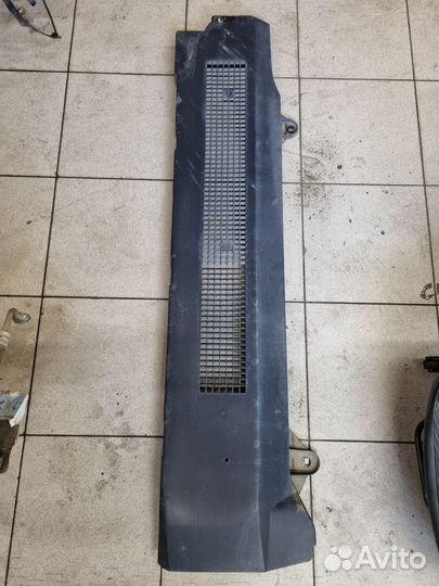 Защита топливных трубок Рено Логан 2