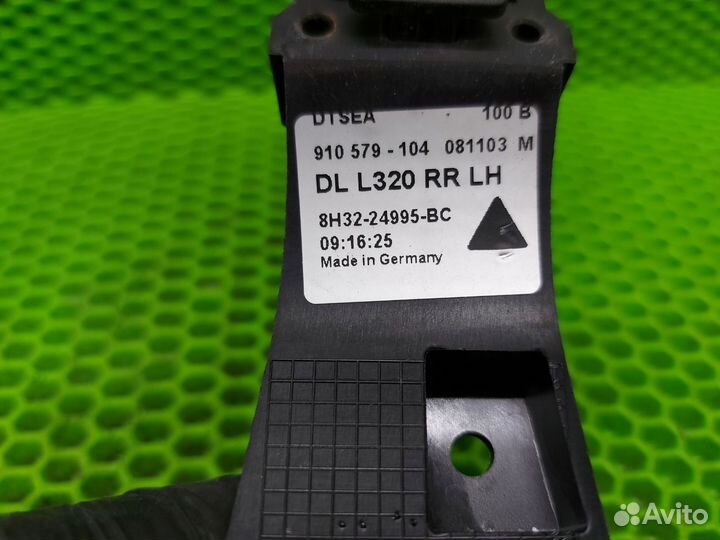 Кронштейн ручки двери задний левый Land Rover