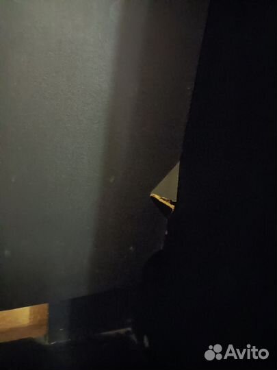 Телевизионная тумба