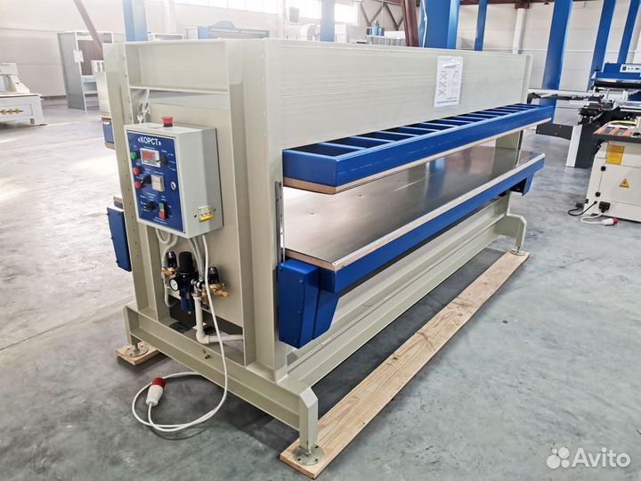 Пресс GPP-3015 с нагревом для склеивания заготовок