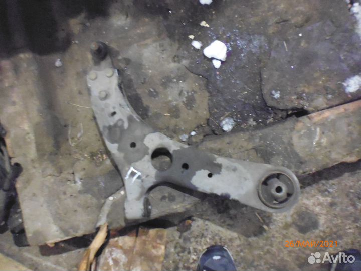 Хендай i30 рычаг передний левый