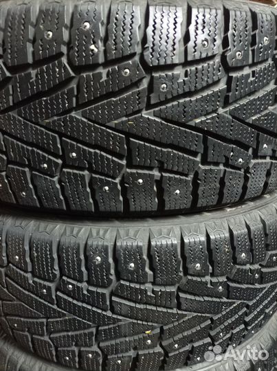 Roadstone Winguard WinSpike SUV 255/55 R18