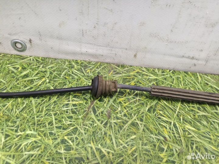 Трос капота Volkswagen Polo седан 1.6 CFN 2013