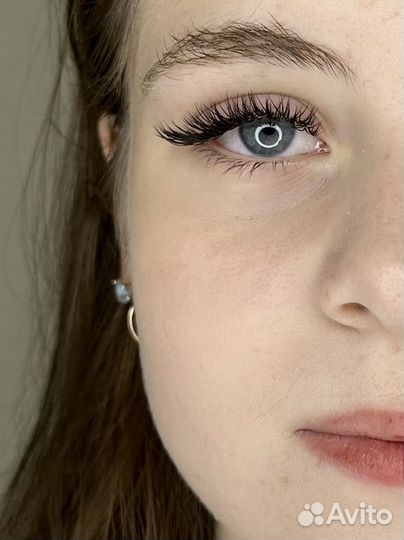 Наращивание ресниц. Требуется модель