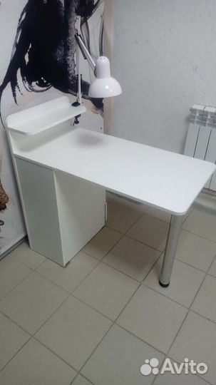 Продам стол для маникюра