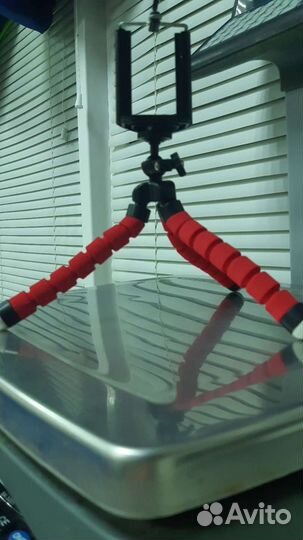 Штатив для фотокамера