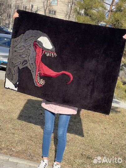 Ковер ручной работы «Веном»