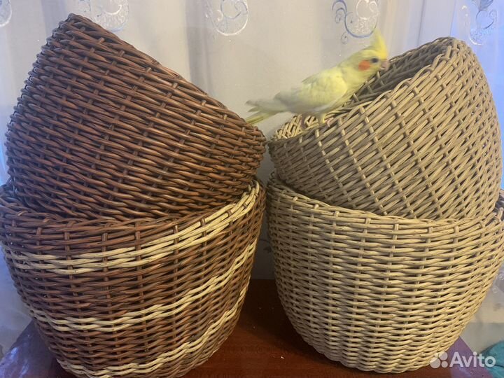 Кашпо из искусственного ротанга