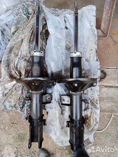 Стойки Kayaba KGB 333507 на Хендай Гетц