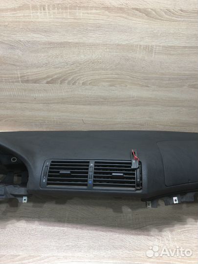 Торпедо BMW E39 седан