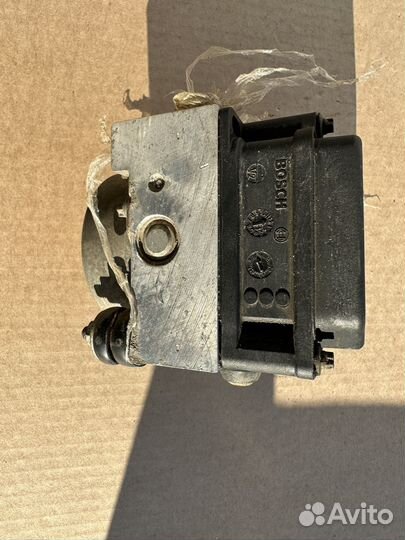 Блок ABS Renault Duster 2.0