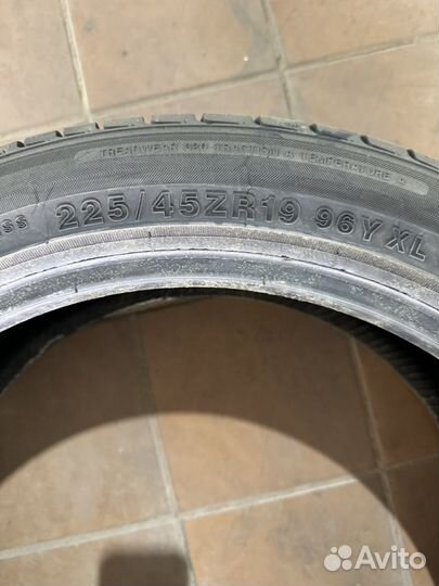 Kinforest KF-550 225/45 R19