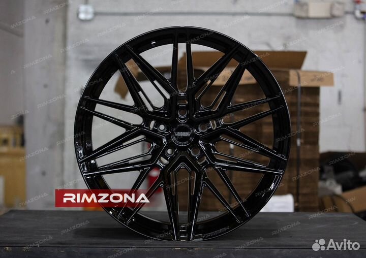 Кованые диски Vossen HF7 на Range Rover