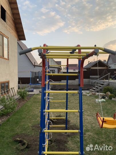 Детский уличный комплекс