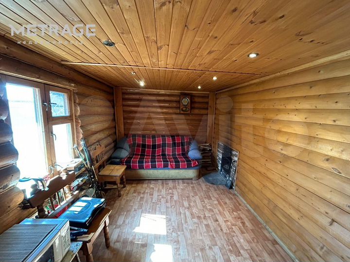 Дом 351 м² на участке 8 сот.