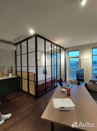 Стеклянные межкомнатные перегородки