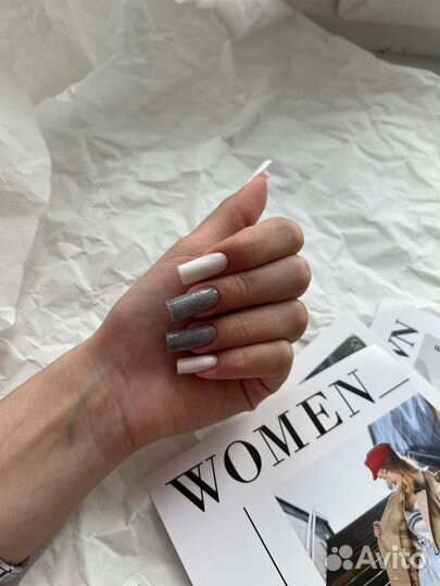 Мастер по маникюру