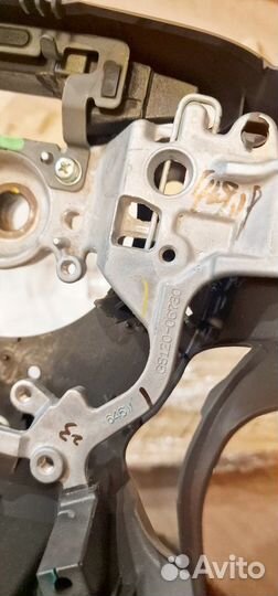 Оригинальный руль на Toyota Prado 150