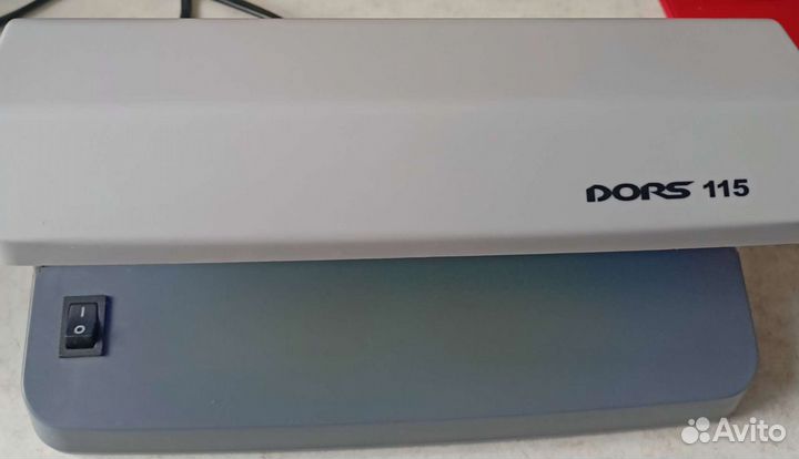 Ультрафиолетовый детектор банкнот