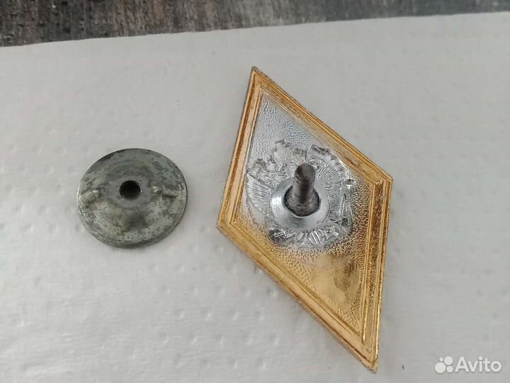 Значок вуз ромб с книгой