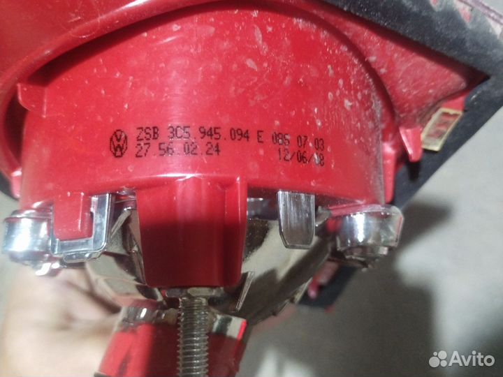 Фонарь задний левый, правый Volkswagen Passat B6