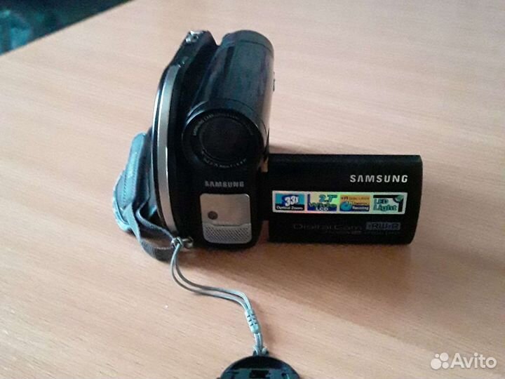 DVD-видеокамера DC165WB(i)