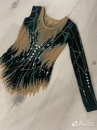 Костюм для фигурного катания