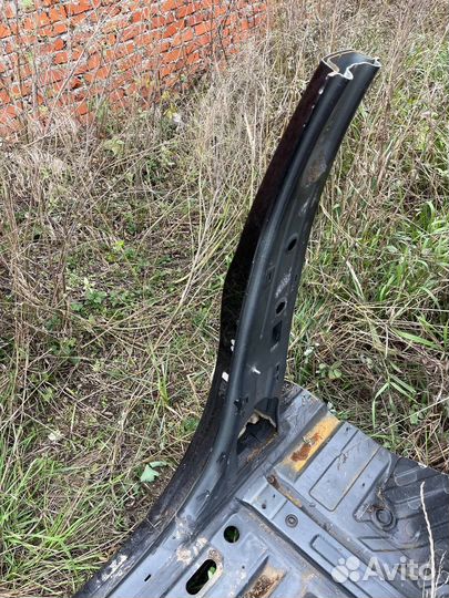 Четверть/ порог/стойка/ рамка volkswagen touareg