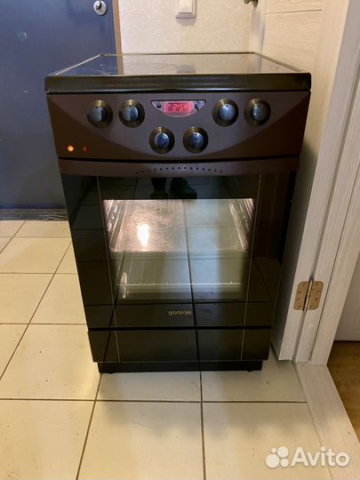 Плита электрическая стеклокерамика б.у