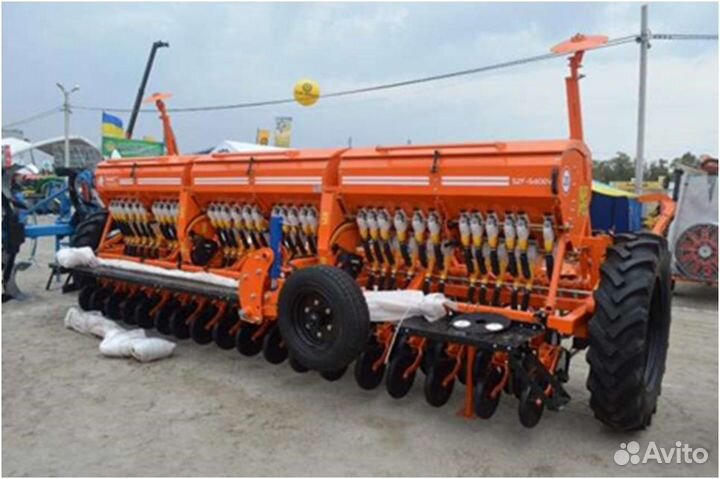 Сеялка Фаворит СЗФ 6.000-06-V, 2022