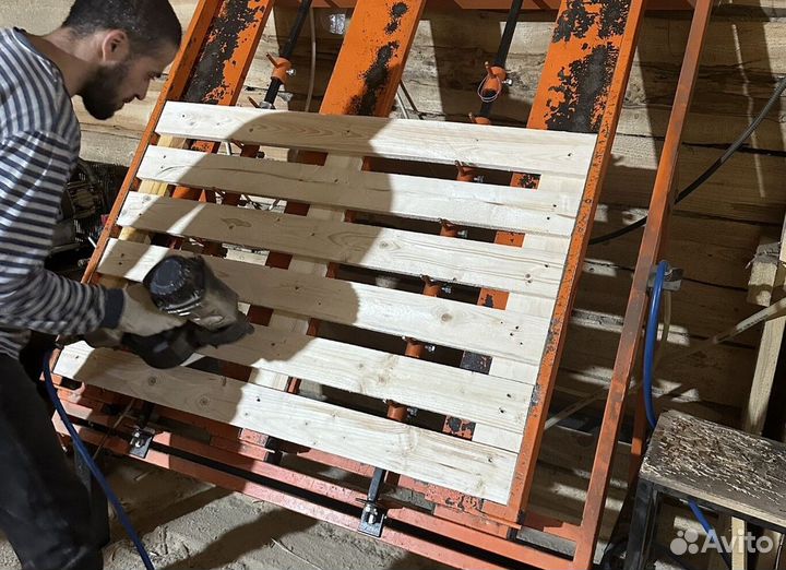 Поддоны из дерева sc367