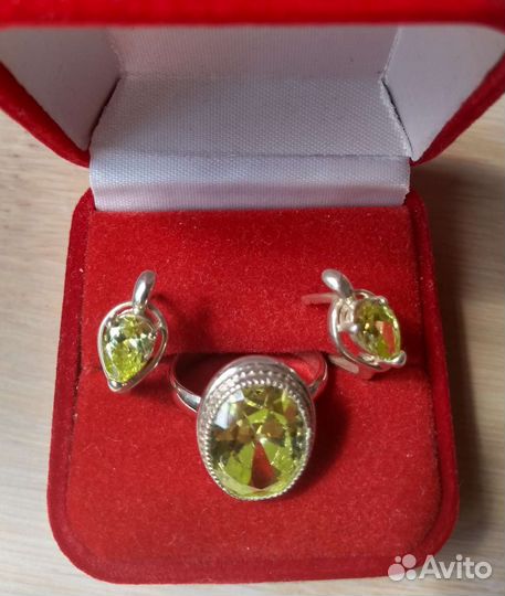 Серебряный гарнитур