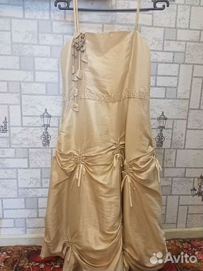 Платье для девочки новое