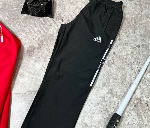 Спортивные костюмы Adidas