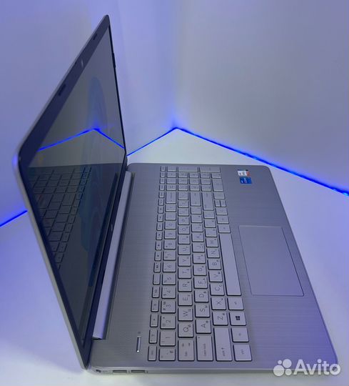 Ноутбук HP 15-dy2067ms