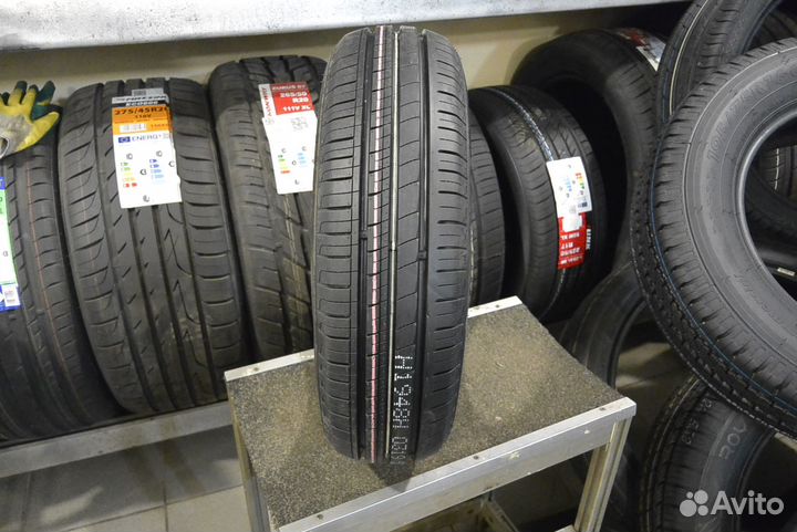 Royal Black Royal Mile 155/70 R12 73T