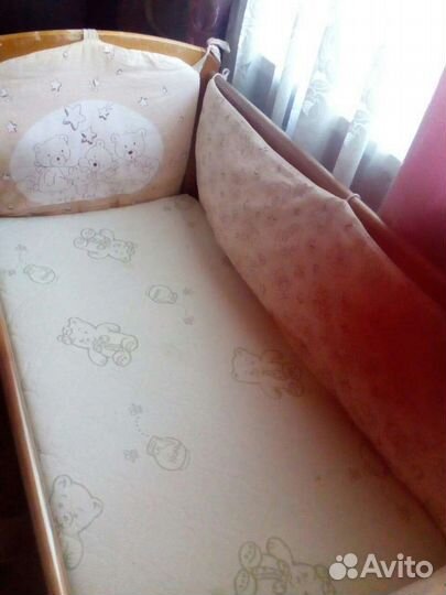 Детская кроватка