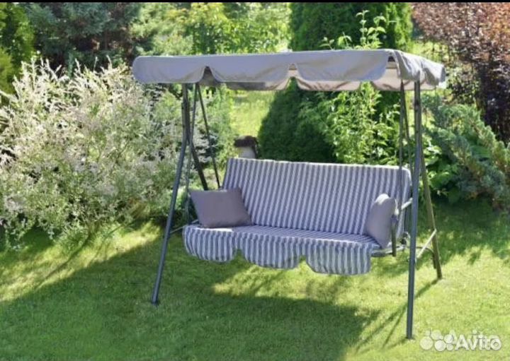 Садовые качели новые