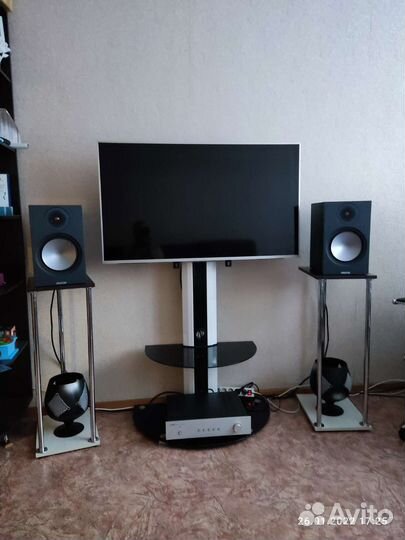 Полочные колонки Monitor Audio Bronze 100