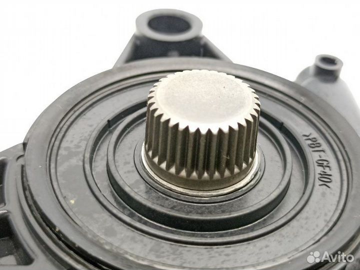 Моторчик стеклоподъемника задний правый Kia