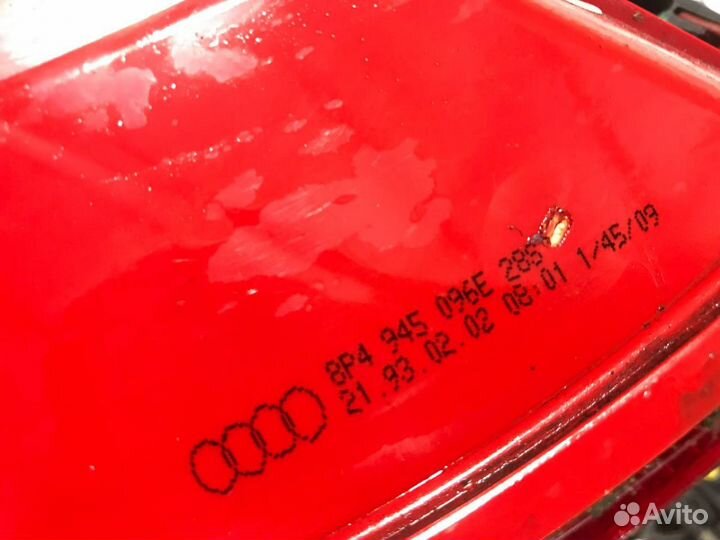 Audi a3 8p фонарь правый в крыло