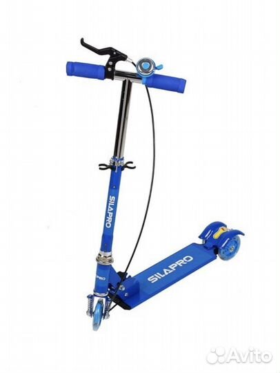 Самокат трехколесный