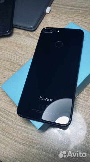 Телефон Huawei
