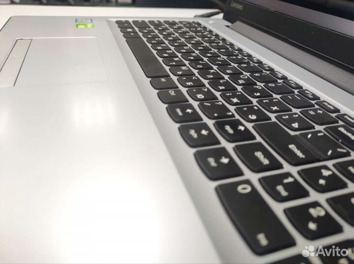 Отличный ноут Lenovo i3-6006U GT920M 6Gb озу