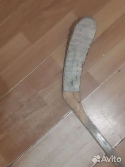 Клюшка хоккейная ссм и деревянная