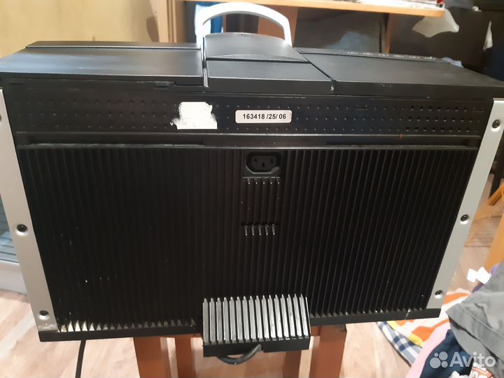 Кофемашина Nespresso Professional ES100