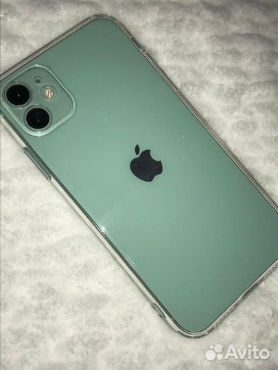Чехол на iPhone 12