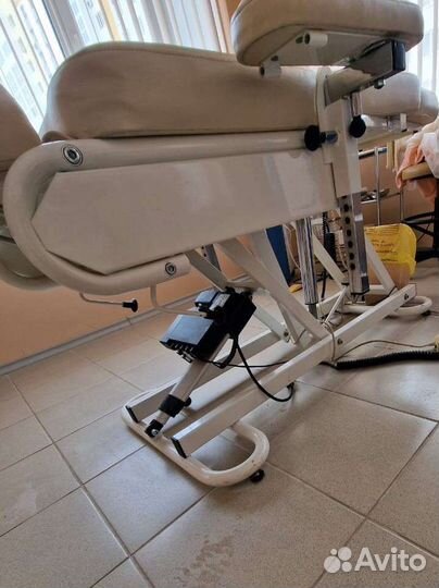 Кресло косметологическое с электроприводом