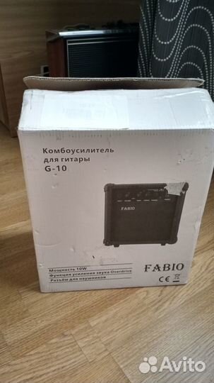 Гитарный комбоусилитель