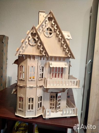 Детский деревянный домик